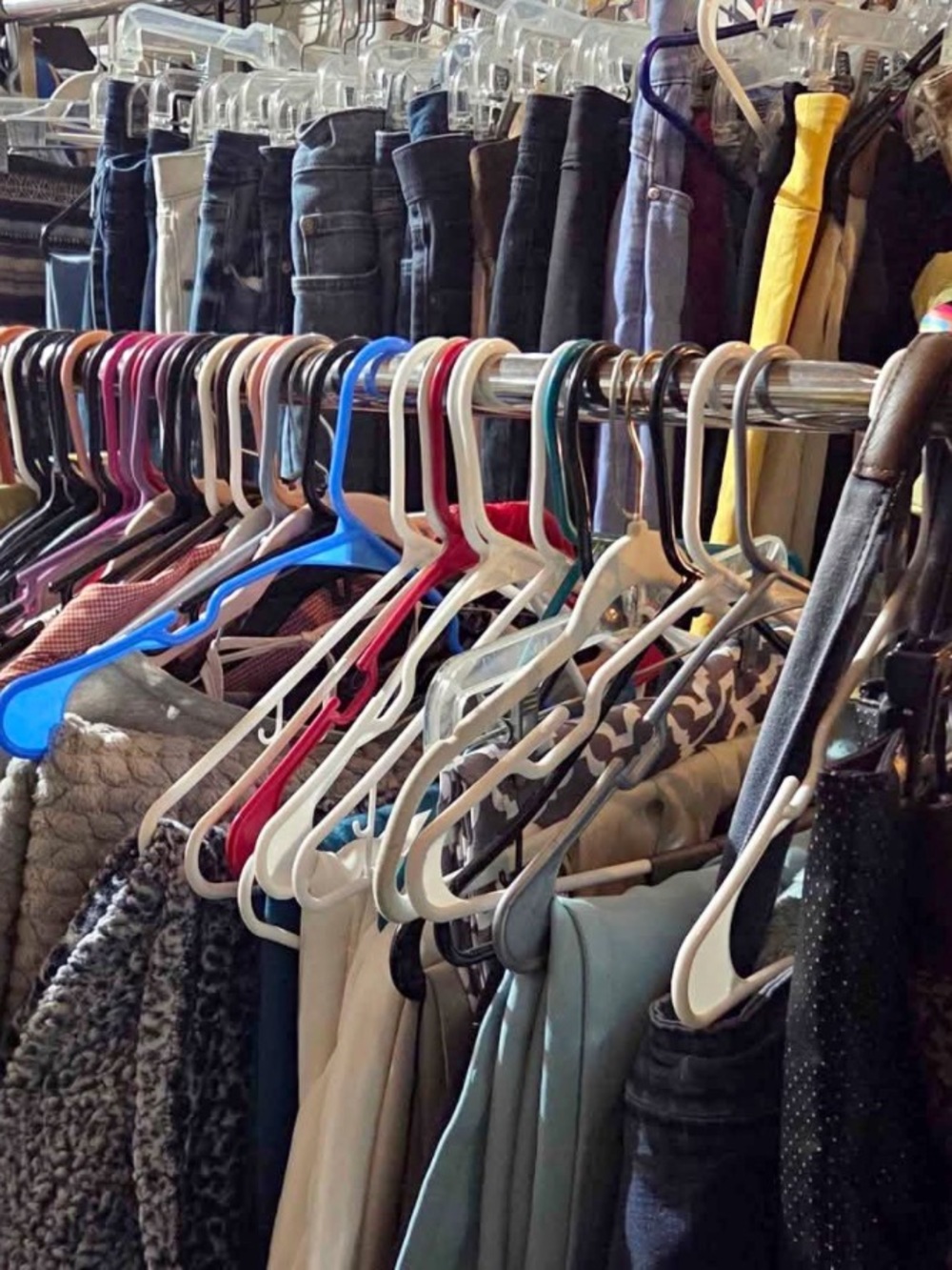 Mystery Box full of over 10 lbs of ladies sizes small. Won’t believe your eyes! - Picture 2 of 2